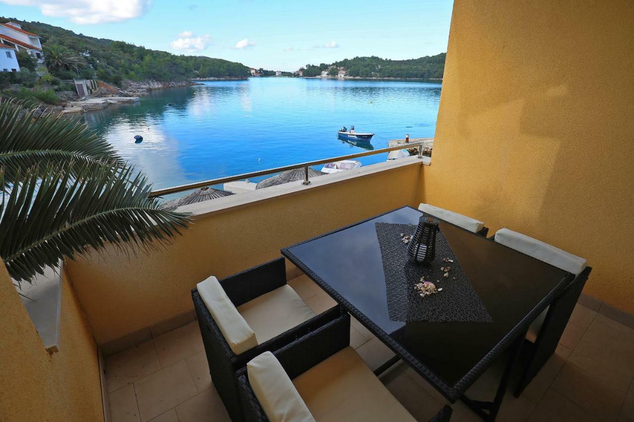 Apartments Savar - Ilo Brbinj Экстерьер фото